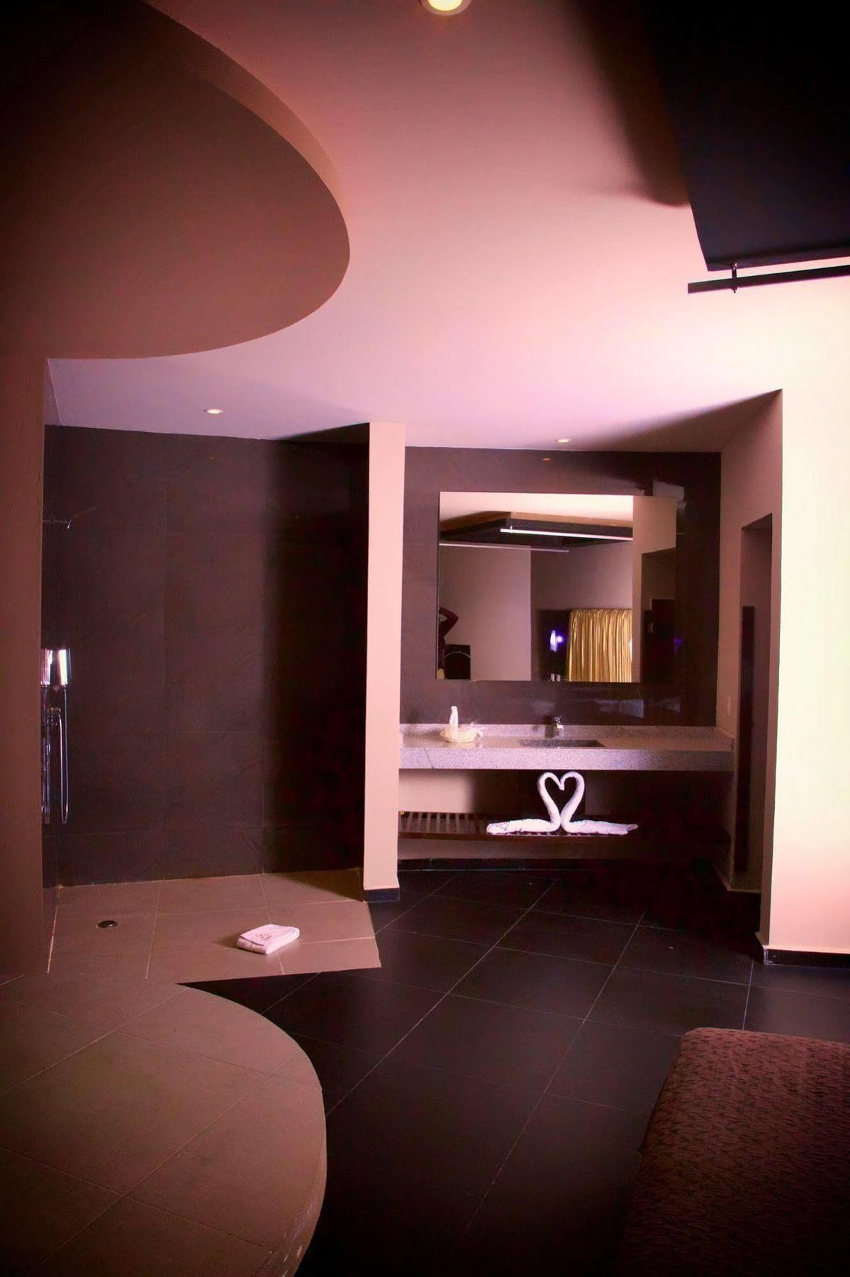 Cancun Private Party (Adults Only) 푸에르토 모렐로스 외부 사진